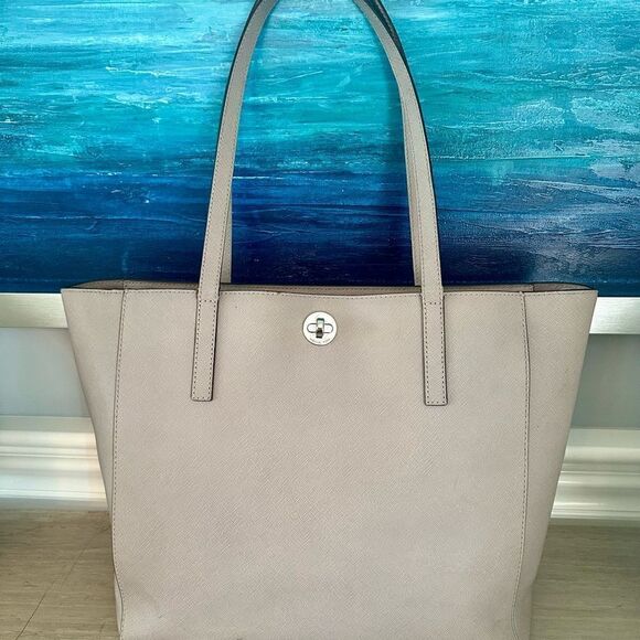 Michael Kors taupe, Jet Set leather tote. - Picture 9 of 9
